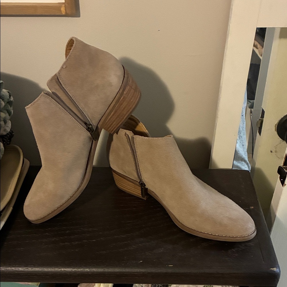 Leather Women's Tan Ankle Boots